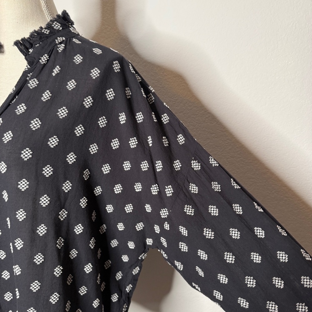 Pilcro Tavi Embroidered Button Down Blouse Black Cotton Frayed Trim XL - Picture 3 of 9